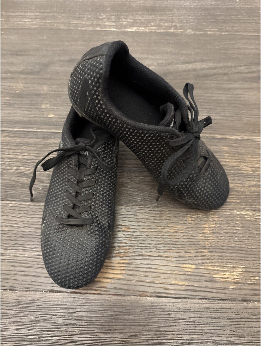 brava soccer cleats Black 3.5d